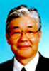 針谷育造
